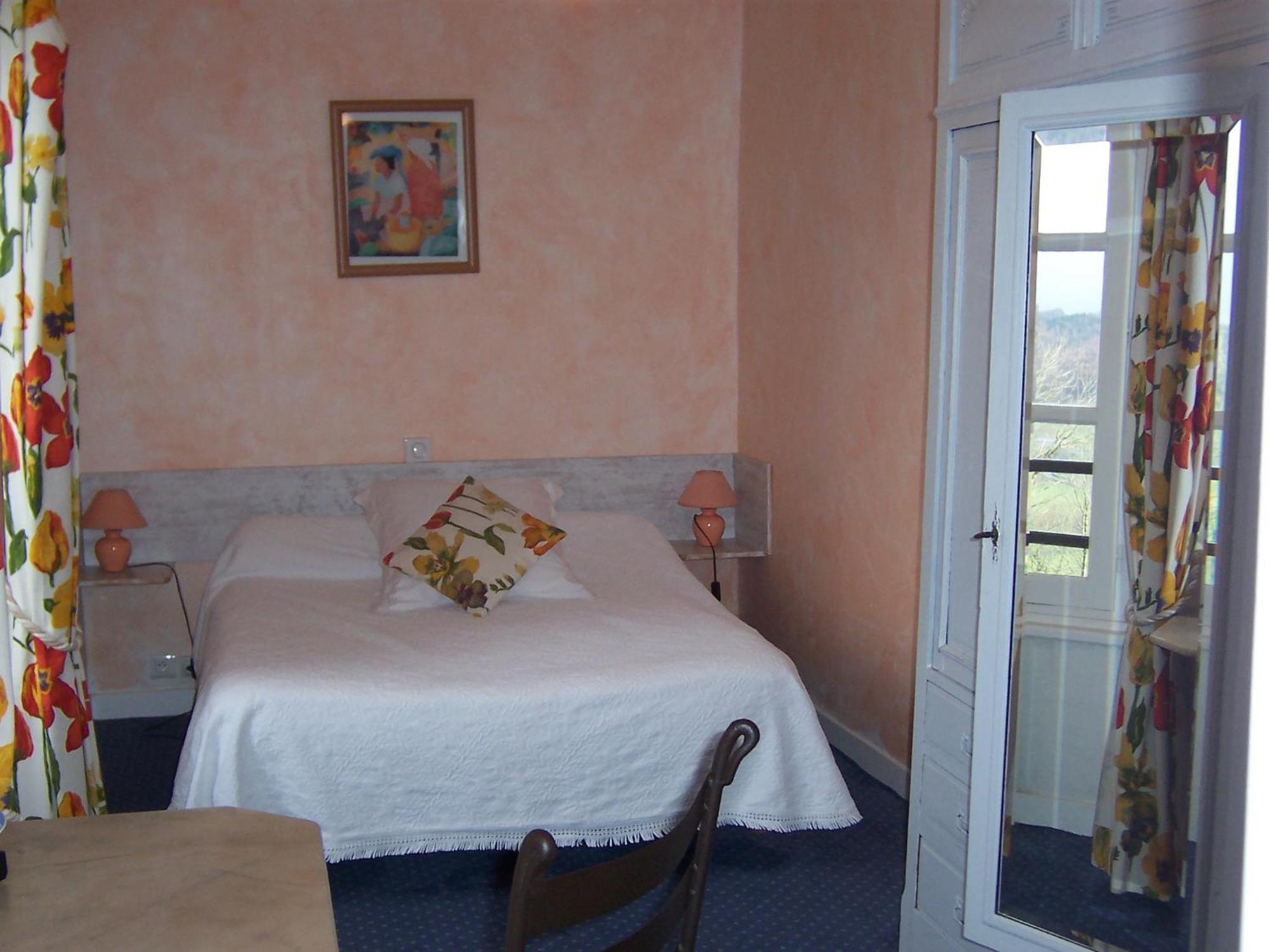 Auberge Hotel De Tournemire - Cantal מראה חיצוני תמונה