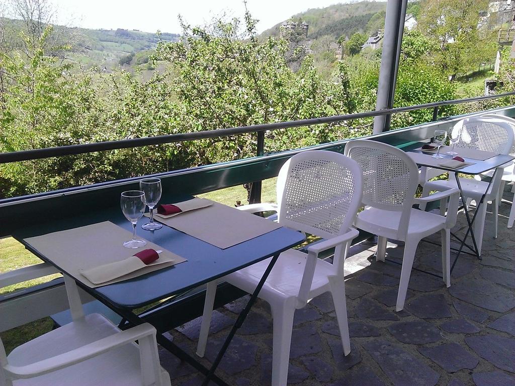 Auberge Hotel De Tournemire - Cantal מראה חיצוני תמונה